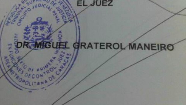 Está lista orden de aprehensión contra Capriles por terrorismo, denuncian