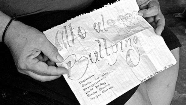 Adolescente gay se suicida por bullying en Hermosillo;