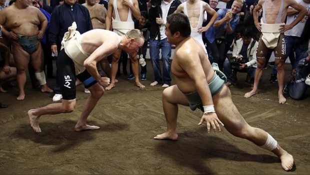 VIDEO: El Campeón del Tour de Francia y sus cómicos comienzos como luchador de sumo