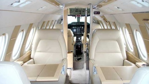 Revela diario los nombres de tripulantes de avión derribado en Venezuela