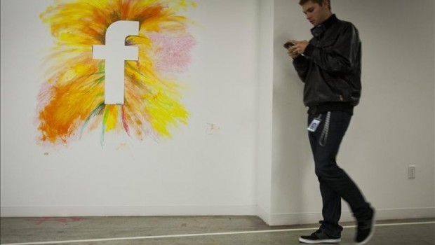 Facebook experimenta fallas para cargar perfiles de usuarios