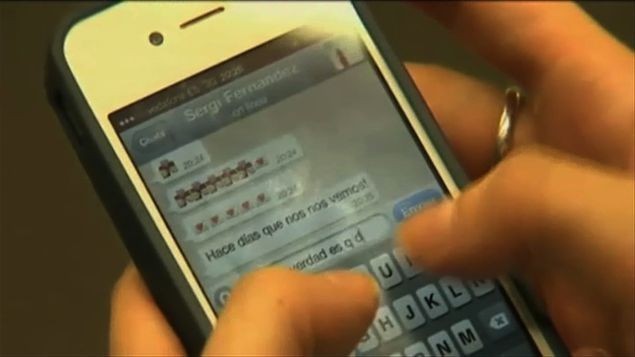 es malo espiar el celular de tu pareja