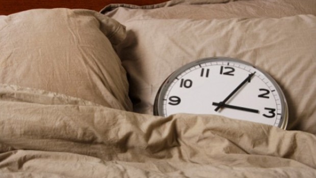 ¡Cuidado! Dormir de día podría provocarte la muerte: Estudio