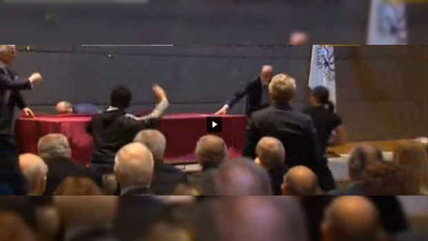 VIDEO: Agreden a